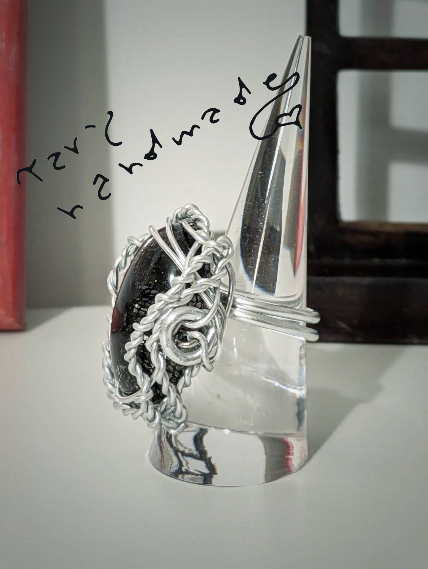 Noctilace - Anello in alluminio wire con cabochon