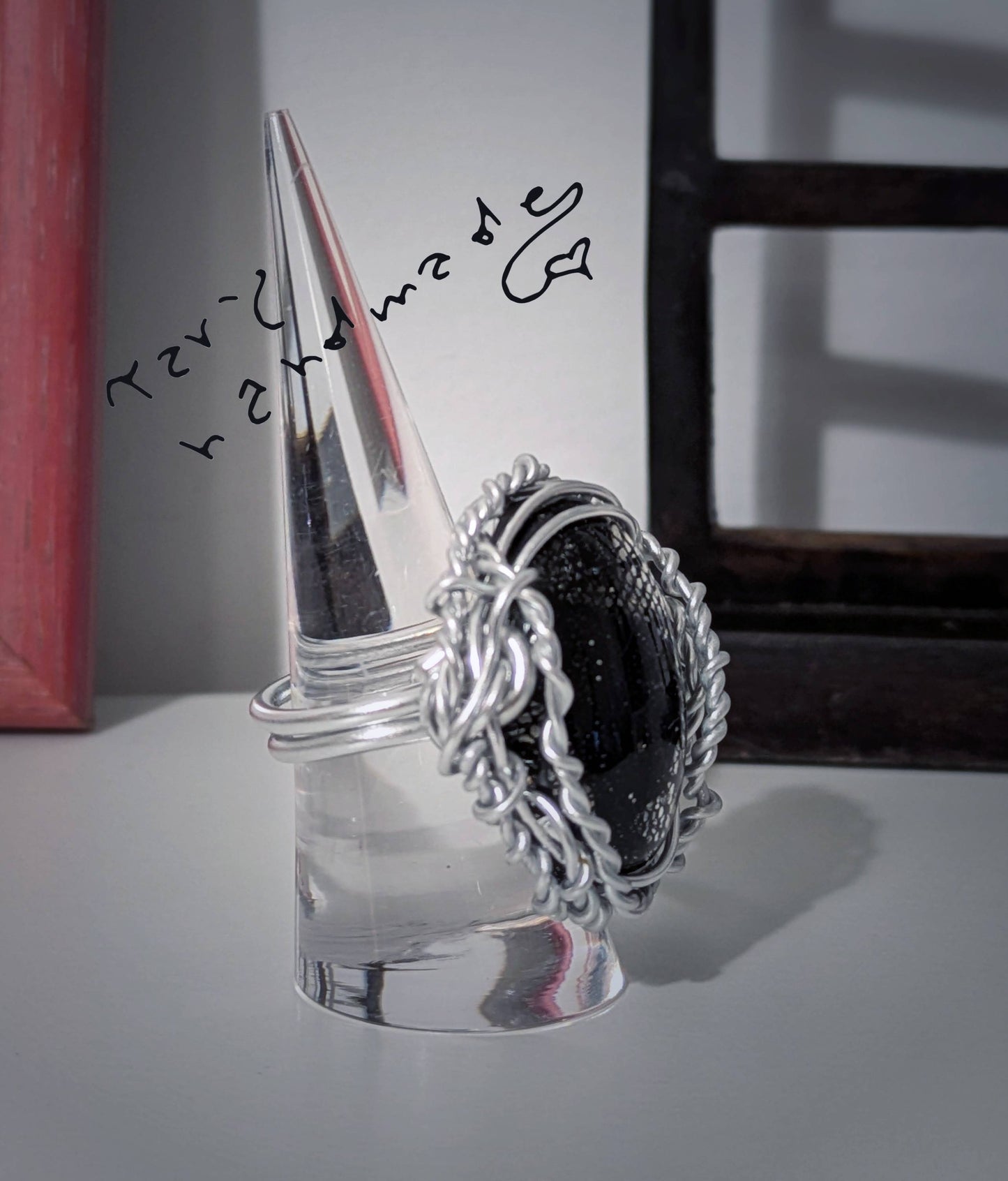 Noctilace - Anello in alluminio wire con cabochon