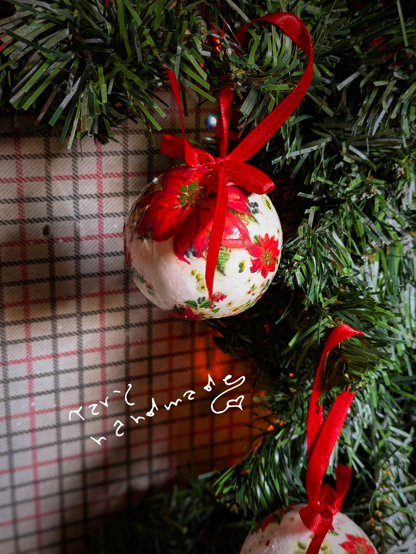 Pallina Natalizia “Christmas Carol” – Addobbo Artigianale