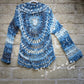 Onde d’Ombra – Cardigan Mandala a Crochet con Collo Sciallato